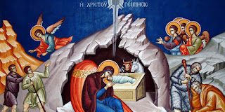 Βλέπω ταυτόχρονα έναν μαραγκό και μια φάτνη και ένα Βρέφος και σπάργανα και λεχώνα Παρθένο που στερείται τα πλέον απαραίτητα, βλέπω τα πάντα να είναι φτωχικά