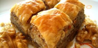 Σαμσάδες ο Σμυρνέικος μπακλαβάς