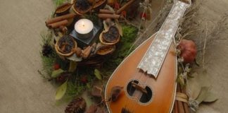 Κρητικά παραδοσιακά Κάλαντα Πρωτοχρονιάς, μουσική – στίχοι (ακούστε τα)