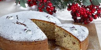 Βασιλόπιτα με ξηρούς καρπούς, μήλο & σταγόνες σοκολάτας