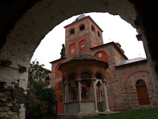 Δέκα βασικές συμβουλές για την συμπεριφορά μας μέσα στον Ιερό Ναό