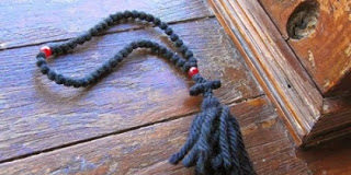 Δεν μπορούμε να σωθούμε χωρίς την εργασία των εντολών