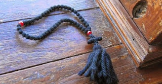 Δεν μπορούμε να σωθούμε χωρίς την εργασία των εντολών