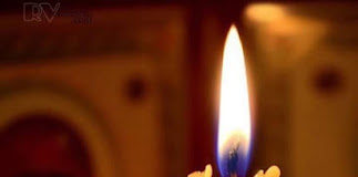 Μοιάζει με αναμμένο κερί