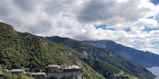 Ο Λειτουργικός Κύκλος µιας Ηµέρας στο Άγιον Όρος