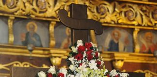 Έθιμα της Κυριακής της Σταυροπροσκυνήσεως