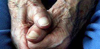 Συγκλονιστικό : Τα χέρια που αγαπούν…