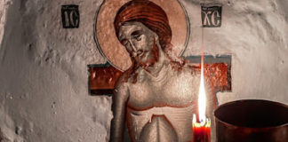 Άραγε σώζονται αυτοί τους οποίους μνημονεύω; Νοιώθουν τίποτε;