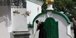 Από πόσους πολεμήθηκε η Εκκλησία.. Αλλά ποτέ δεν νικήθηκε