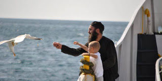 Η χαρά είναι στα απλά…