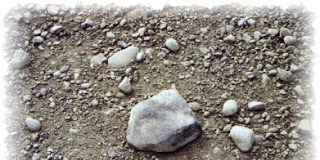 Μπροστά σε άνθρωπο πού έχει μεγάλη ιδέα για τον εαυτό του να προσέχεις πολύ πώς θα μιλήσεις