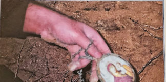 Το εγκόλπιο τού Οσίου Γεωργίου Καρσλίδη που του έσωσε την ζωή..!