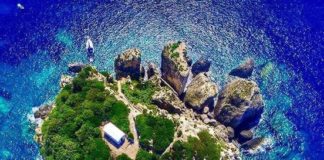 Το εκκλησάκι της Παναγίας της Διώτισσας από ψηλά