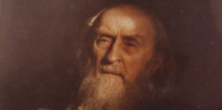 Τελώντας την Λειτουργία προσεύχομαι βεβαίως για όλο τον κόσμο