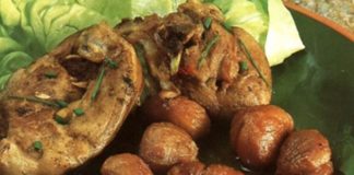 Αρνάκι με κάστανο και κουκουνάρι