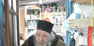 70 χρόνια μόνος με παρέα την Παναγία και τους Αρχαγγέλους