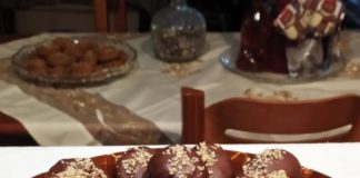 Μελομακάρονα με επικάλυψη σοκολάτας