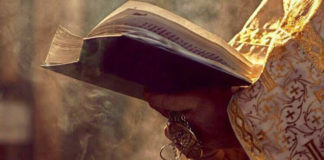 Η λειτουργία είναι για μας σαν ένας αρραβώνας – Γέροντας Αιμιλιανός Σιμωνοπετρίτης