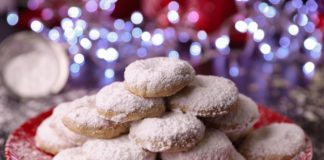 Παραδοσιακοί κουραμπιέδες