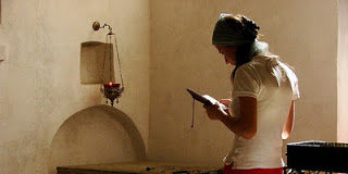 Τούς πονεῖς τούς φτωχούς;