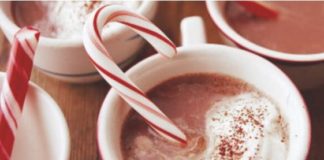 Χριστουγεννιάτικη ζεστή σοκολάτα με μπράντυ