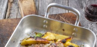 Αρνάκι στη λαδόκολλα