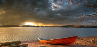 Όσιος Θεοφάνης ο Έγκλειστος – Όποιος παλεύει με τα πάθη του εκπληρώνει τίς εντολές τον Κυρίου