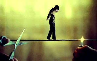 Ο βλαμμένος άνθρωπος βλαμμένα σκέφτεται….