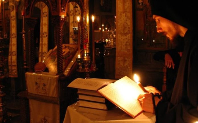 monaxos-center-top-903x560