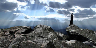 Παγιδεύεται ο άνθρωπος από την ιδέα που έχει για τον εαυτό του…