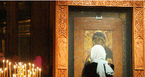 Πάτερ, είμαι μόνος μου, μόνη μου στα τόσα βάσανα