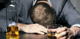 Ο αλκοολισμός είναι μια απειλητική και ταυτόχρονα ύπουλη μάστιγα