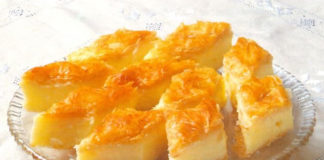 Γαλακτομπούρεκο παραδοσιακό με σιμιγδαλένια κρέμα