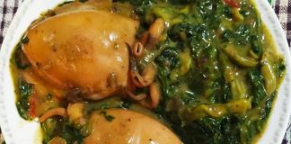 Σουπιές Φρέσκιες με Μαρούλια