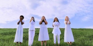 Είναι ωραίο να έχεις ανθρώπους δίπλα σου