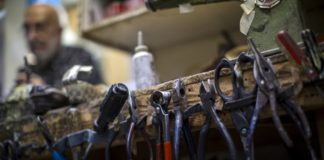 Χριστουγεννιάτικη ιστορία : Μπαρμπα-Πανώφ ο τσαγκάρης…