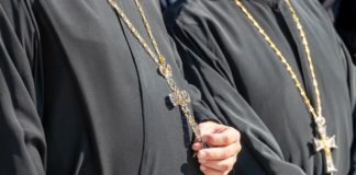 Ο αμαρτωλός Ιερέας