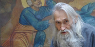 Εκείνο το βράδυ ούτε τα άστρα βγήκαν στον ουρανό