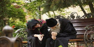 Σὰν πρότυπα νὰ ἔχουμε αὐτοὺς ποὺ ἀσκοῦν τὴν ἀρετή