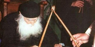 Θαυμαστή Αγιορείτικη διήγηση: Ο καρπός της νυχτερινής προσευχής και η δύναμη της ευχής