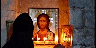 «Η ελπίδα στο Θεό λυτρώνει αυτούς που έπεσαν στην αμαρτία, ανορθώνει τους πληγωμένους»