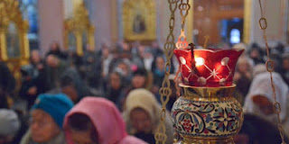 Έτσι και ημείς να παριστάμεθα κατά την ψαλμωδίαν