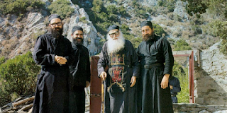 «Είπε ο Γέροντας, είπε ο Θεός… Όταν πάρεις ευλογία από τον Γέροντα, μη φοβάσαι τίποτα»