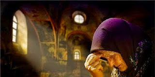 Η γιαγιά και η Εκκλησία