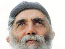 Με ένα παξιμάδι πάμε στον Θεό