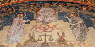 Τότε ακριβώς κάθε αμαρτία, που έκανε στην παρούσα ζωή, παρουσιάζεται μπροστά της σαν σκληρός κατήγορός της