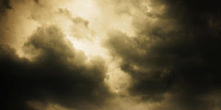 …Εμείς, πάμε μπροστά από το Θεό