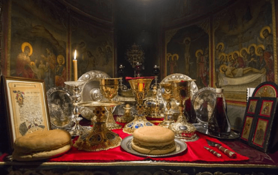 123theia-koinonia-ieramonopatia-696x439