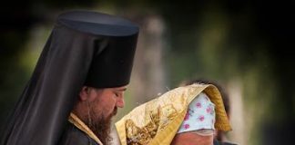 Μη ζητάς τίποτε άλλο στην προσευχή σου εκτός από τη μετάνοια. Ούτε φώτα, ούτε θαύματα, ούτε προφητείες…