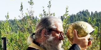 Στέλλα, ξύπνα, ήλθε ο Οσιος Δαυίδ από την Εύβοια